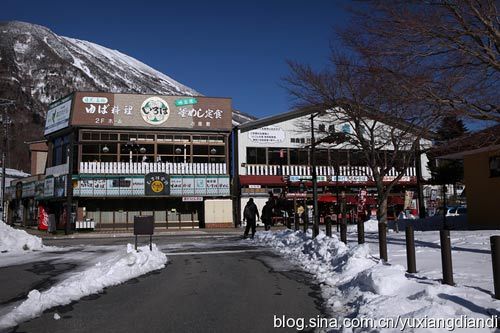 雪景小城